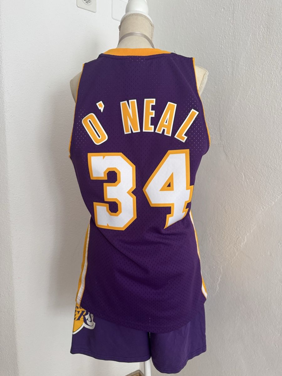 T-shirt: Lakers Triko 34 – Nuovo (secondo la descrizione) da Samedan venduto da Mercy_mercy 2