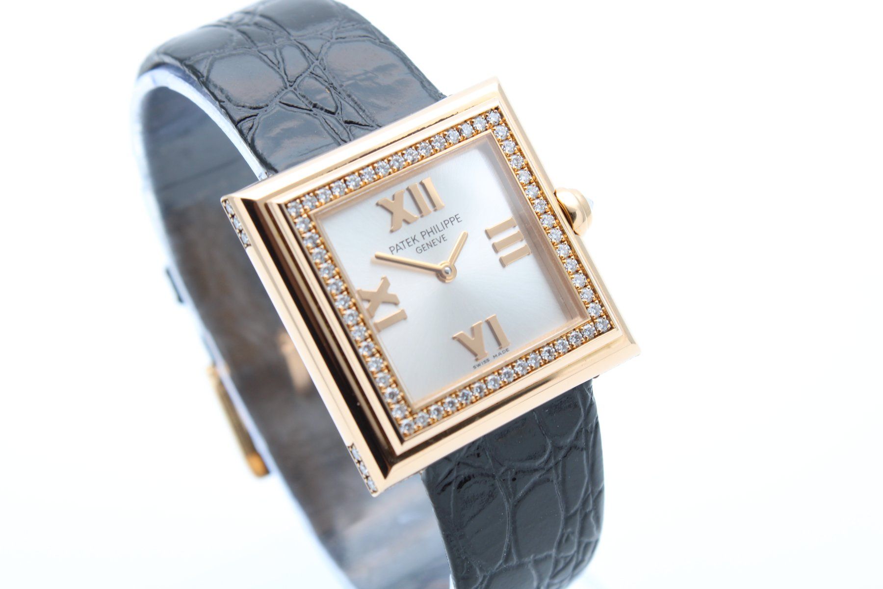 Patek Philippe Orologi: Patek Philippe Gondolo 18K ref. 4868R-001 mit Papier – Usato da Brüttisellen venduto da AlphaOmega05 2