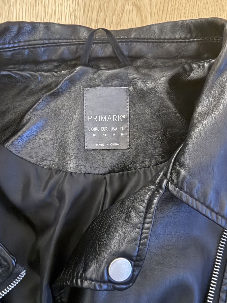 Giacche: Coole schwarze Kunstlederjacke im Biker-Stil, Gr. 46 – Usato da Greifensee venduto da andyas 1