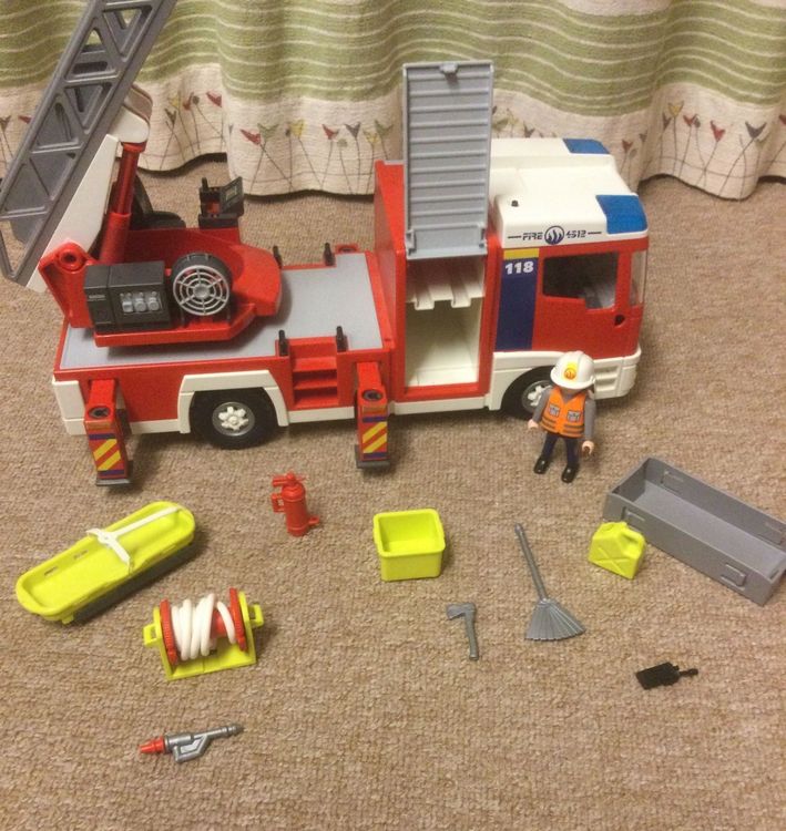 Playmobil Feuerwehrauto mit Drehleiter | Kaufen auf Ricardo