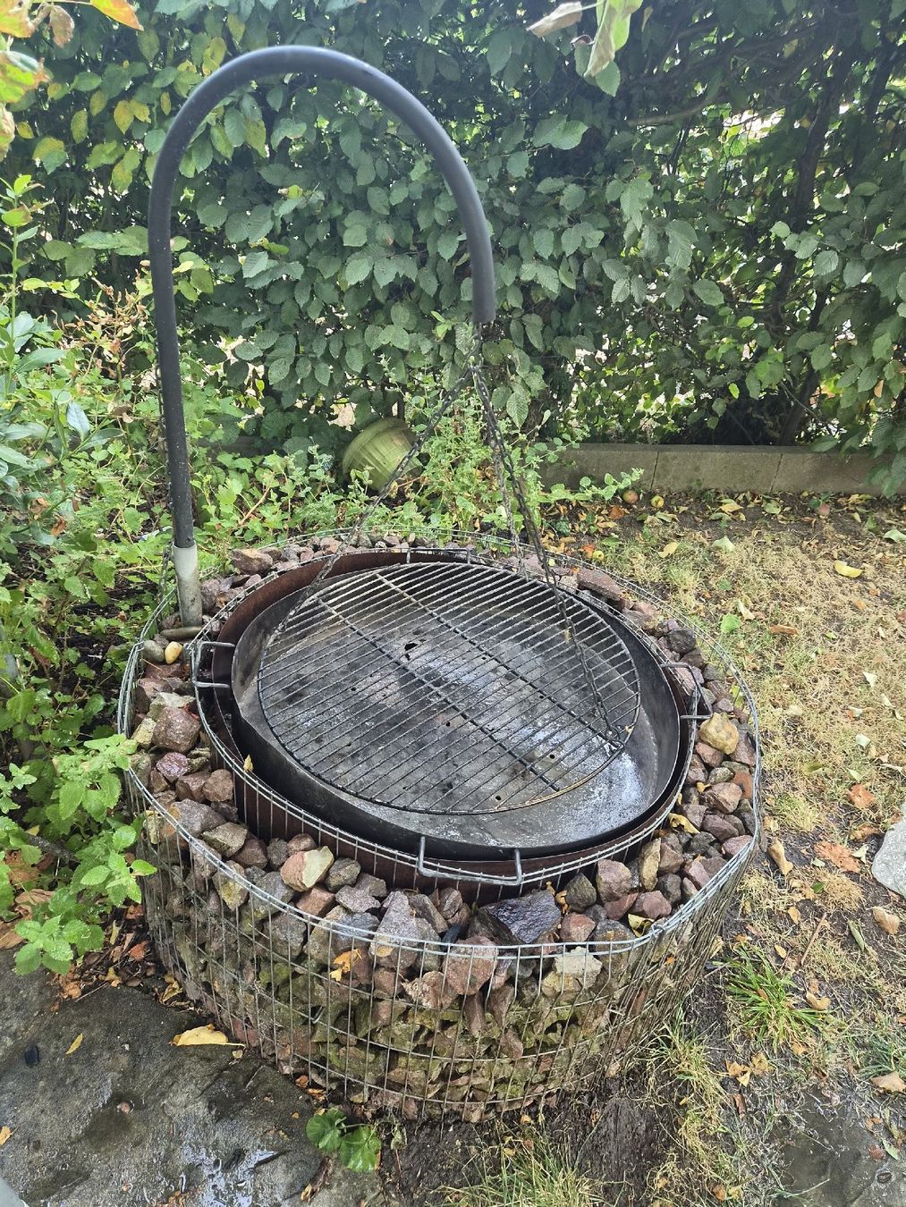 Grils: Grill Holz oder Kohle (Grillstelle) – D'occasion à Riehen par Pohli84 3