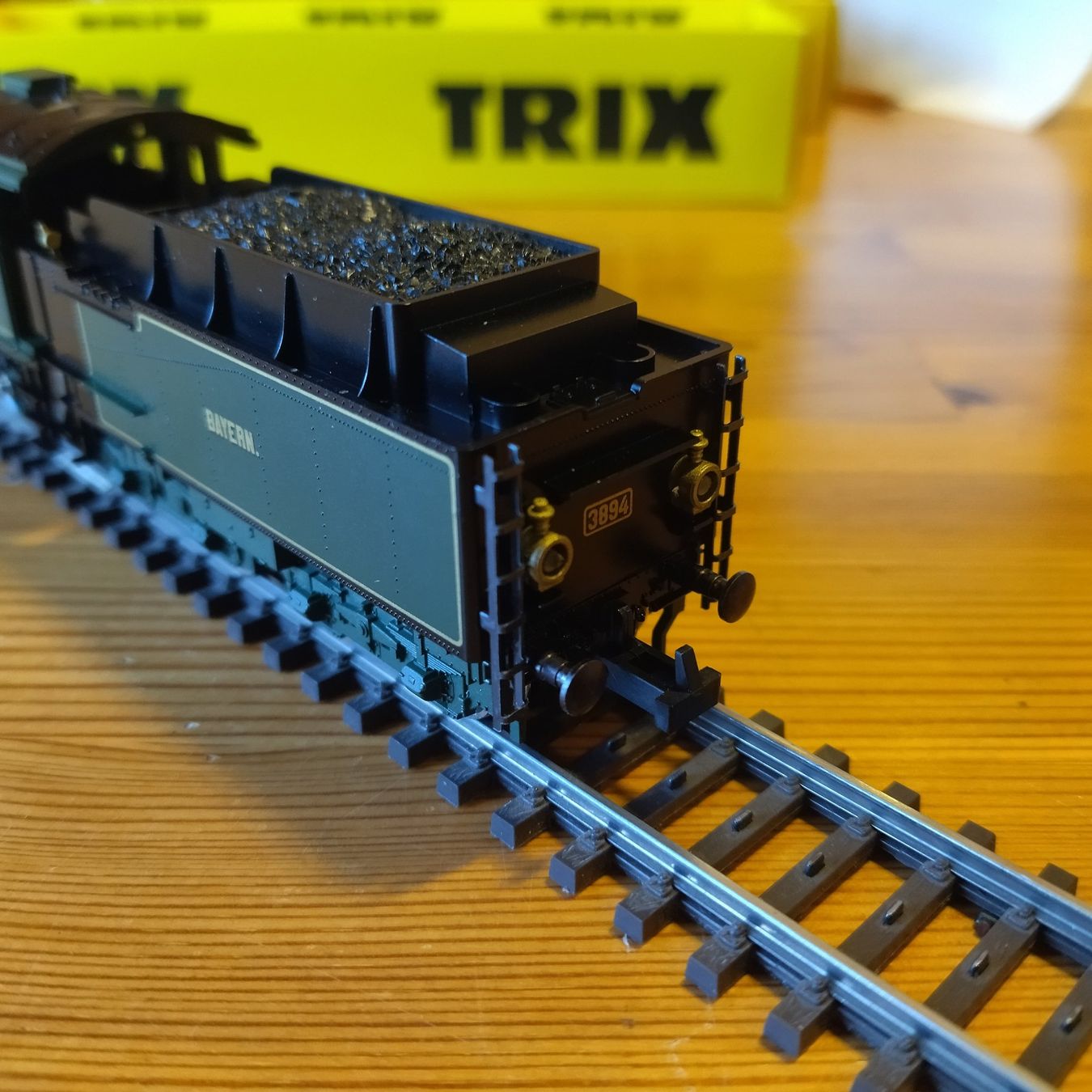 Trix Modellini di ferrovie: Trix Lok 3894 (632) – Usato da Basel venduto da BeanieUp 3