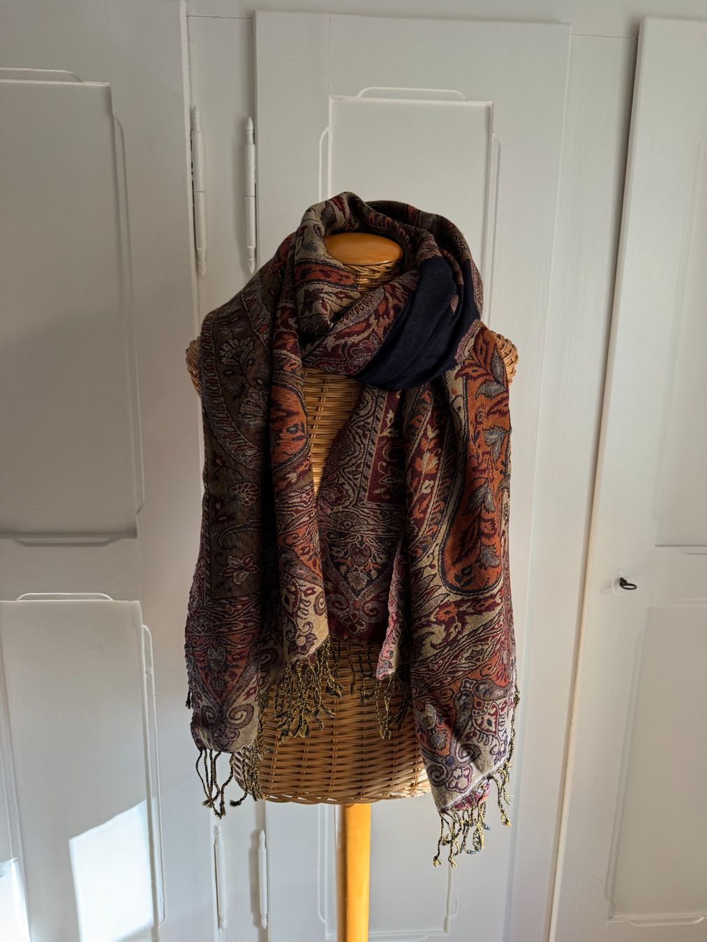 Foulards & écharpes: Grosser Hippie Ethno Schal – D'occasion à Zürich par Diazaio