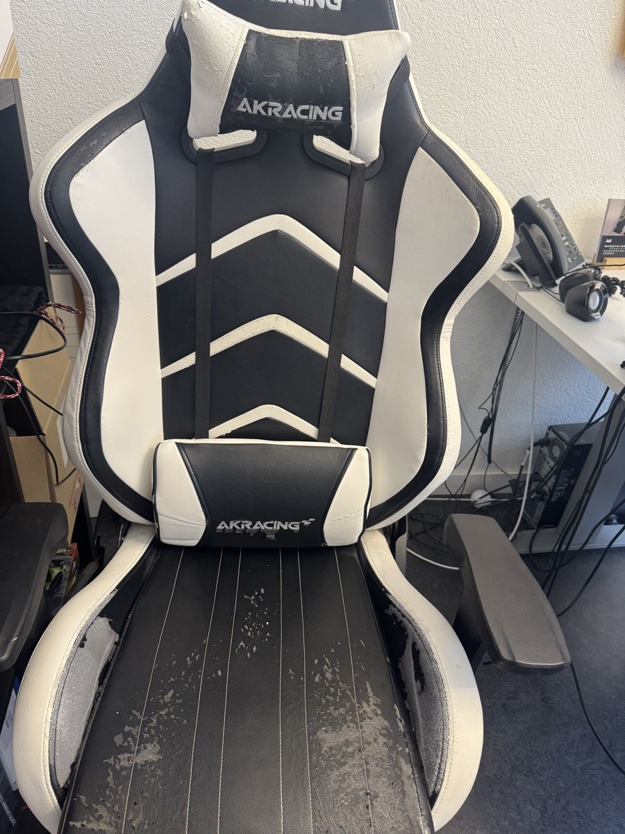 Sedie: 4x AKRacing Gaming-/Bürostühle – Usato da Steinmaur venduto da Florianpoke 3