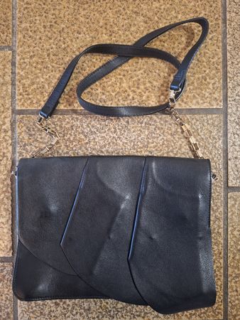Sac noir cuir magnifique & other stories