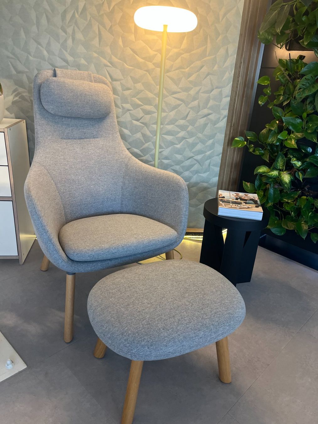 Vitra Poltrone: Vitra HAL Lounge Chair und Ottoman – Usato da Gossau SG venduto da PSAG9200