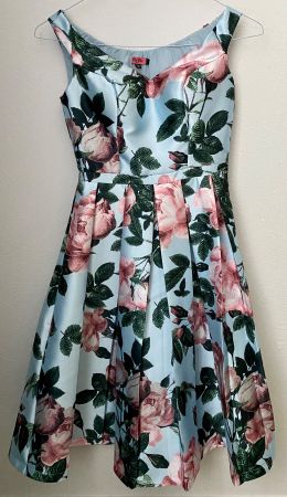 Cocktailkleid mit Blumenmuster Chi Chi London UK 6