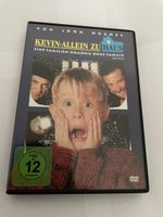 Kevin-Allein zu Haus
