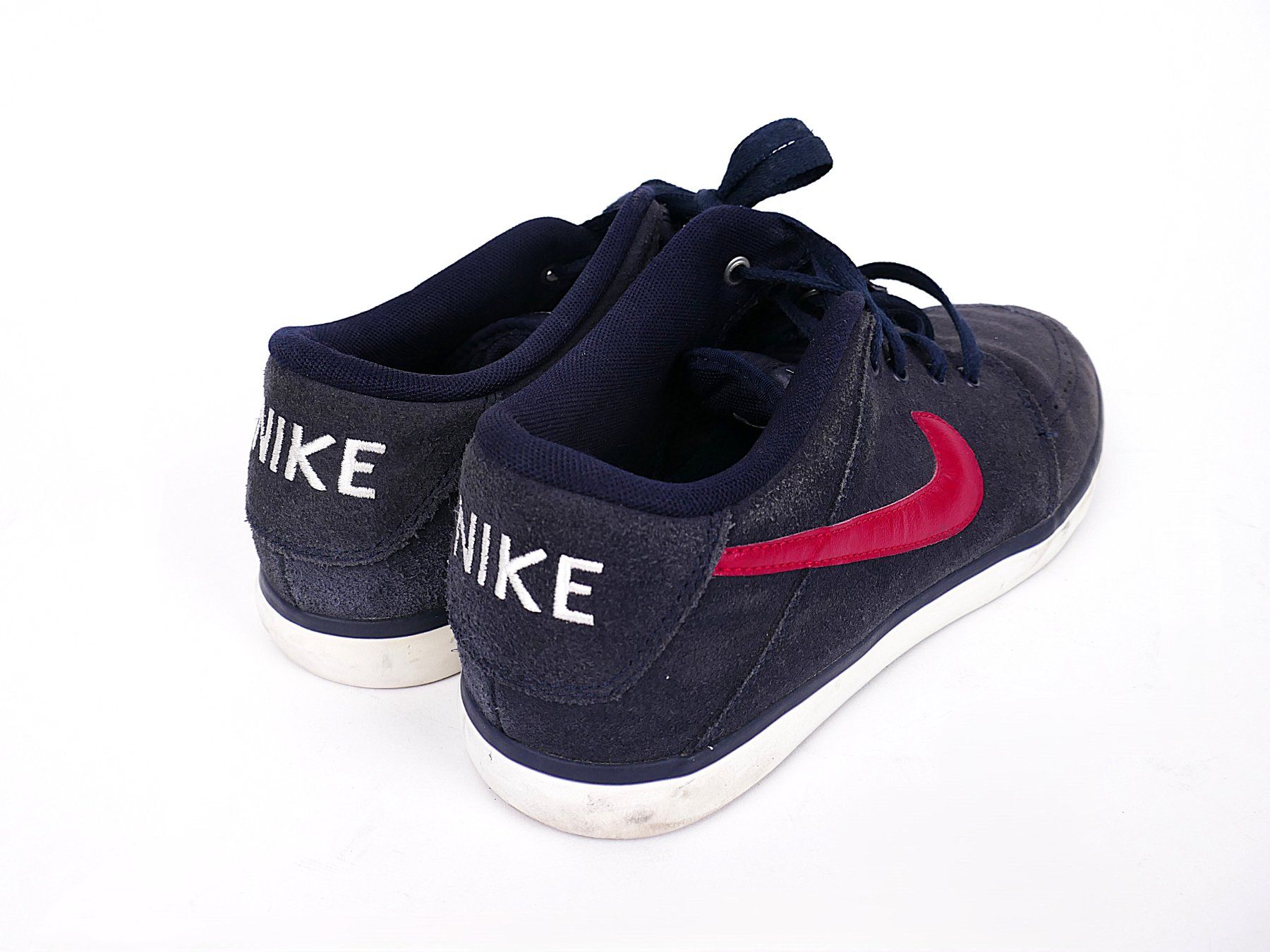 Scarpe per ragazzi: Blau-rote Nike Schuhe – Usato da Urtenen-Schönbühl venduto da Restwert_Schoenbuehl 1