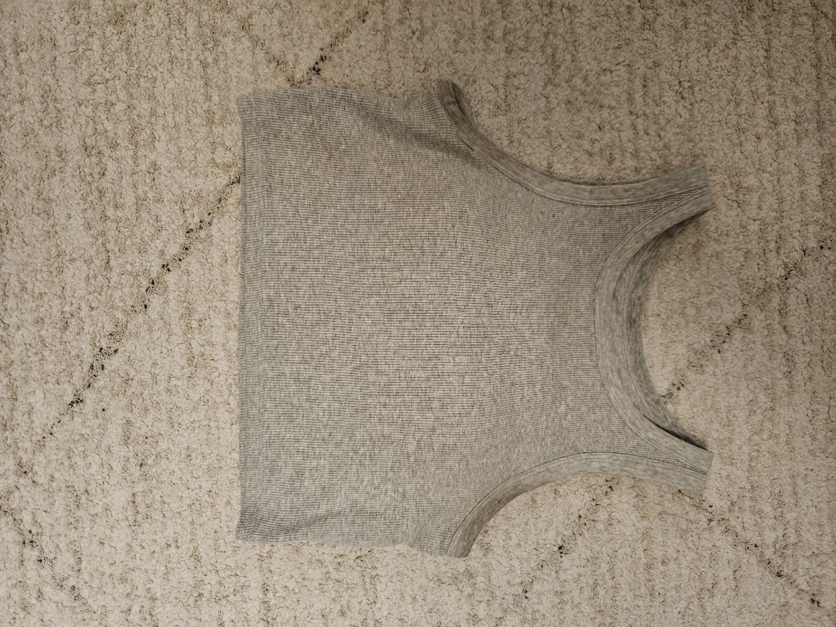 Top: Graues Crop-Top mit eingebautem Padding (BH)  – Nuovo (secondo la descrizione) da Zürich venduto da jan_7sr2 3