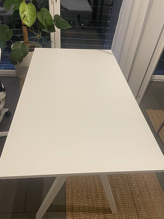 Bureaux: Schreibtisch weiss – D'occasion à Wettingen par Sinak02 1