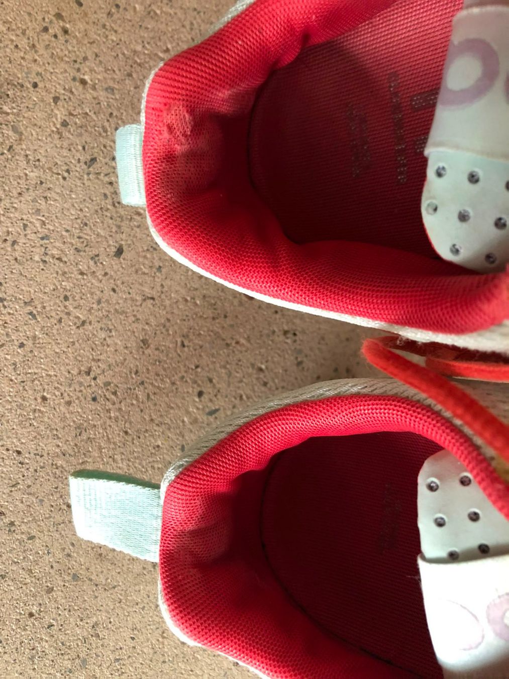 On Scarpe da donna: ON Cloudsurfer Damen-Laufschuh 42 – Usato da Zürich venduto da TSchaefer01 1
