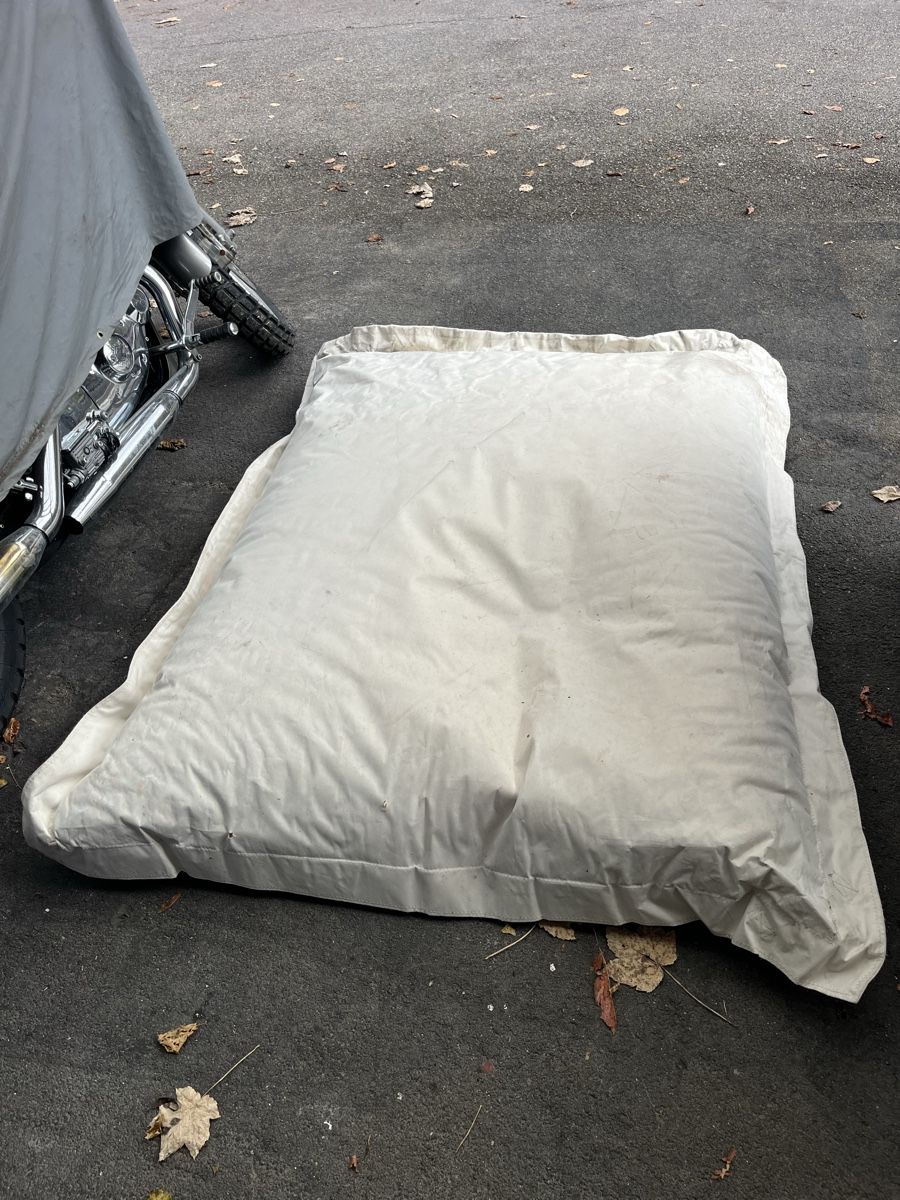 Kissen: Sitzsack Outdoor – Gebraucht aus Zürich von DJ1999