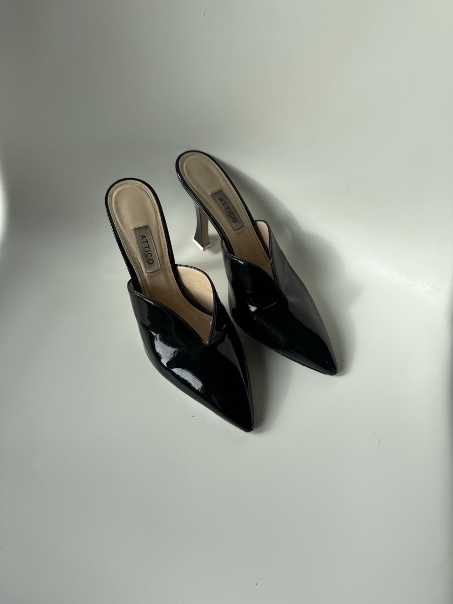 The Attico Damenschuhe: ATTICO Mules / Heels Lack 40 – Gebraucht aus Zürich von katharina_zrh