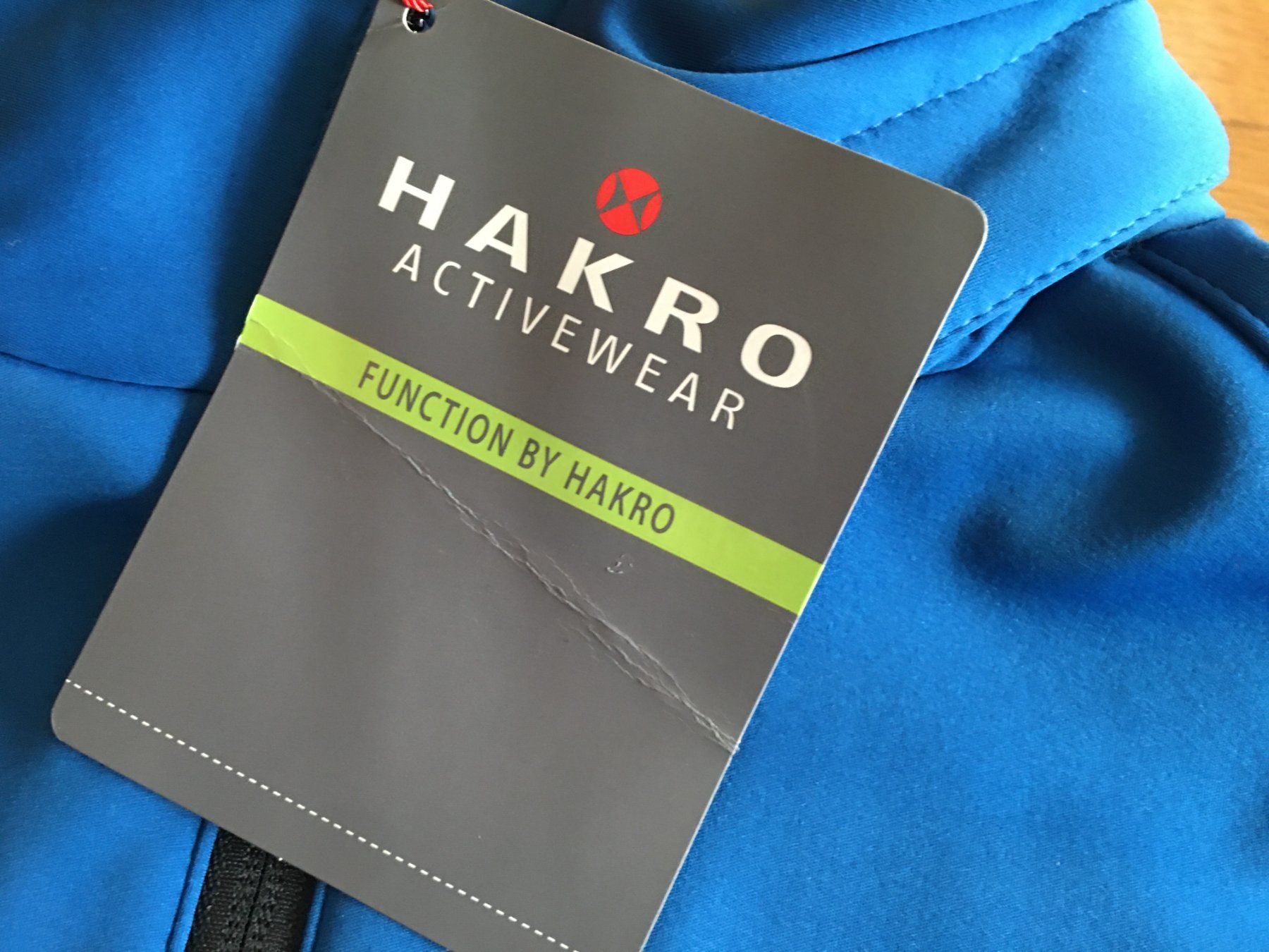 Giacche: Schnäppchen, Hakro Softshell Alberta, neu mit Etikett, Gr.M – Nuovo e nell'imballaggio originale da Eich venduto da Jokove63 2