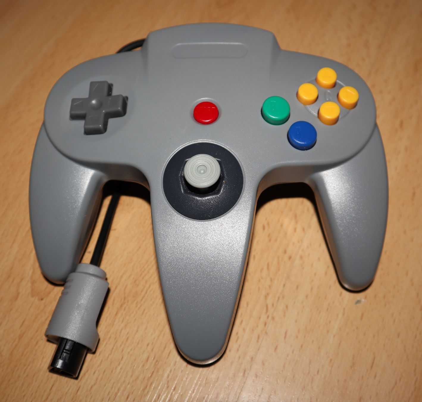 Nintendo Console: 2x Controller + Mario Kart 64 --- Top Zustand! – Usato da Ochlenberg venduto da on3x 1