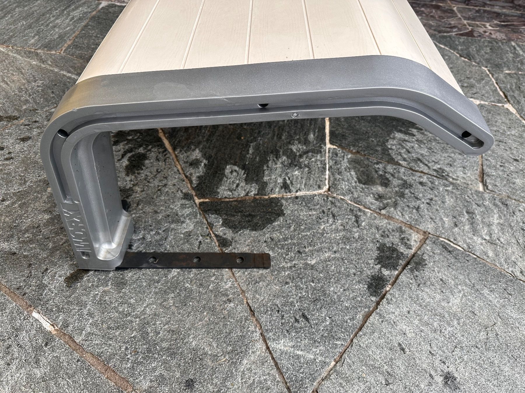 Worx Tagliaerba: Worx Rasenroboter Garage weiss. – Usato da Meilen venduto da Amanda 3