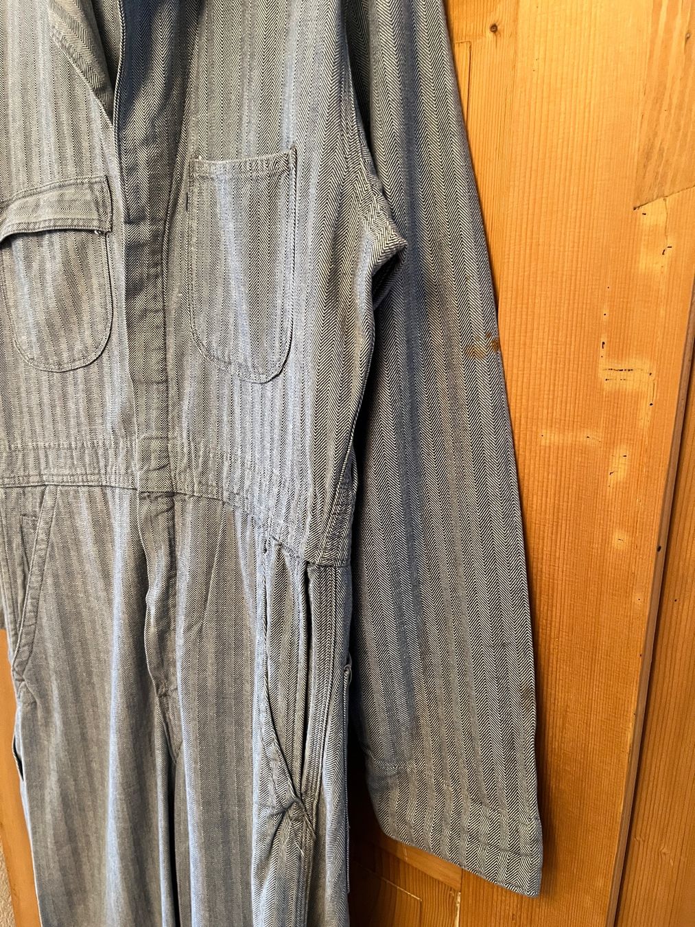 Tute: 1950s Herringbone Twill True Vintage Engineer Work Overall – Usato da Bern venduto da shoprestoredvintage 2