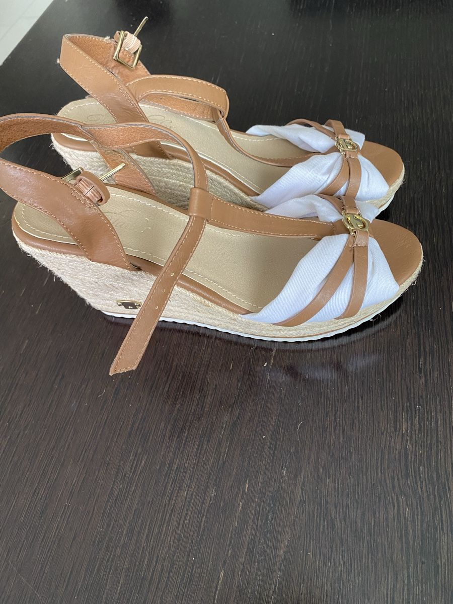 Tom Tailor Scarpe da donna: Neue Tom Tailor Keil Sandalen, Gr. 41, – Nuovo e nell'imballaggio originale da Kreuzlingen venduto da Lukma64 5
