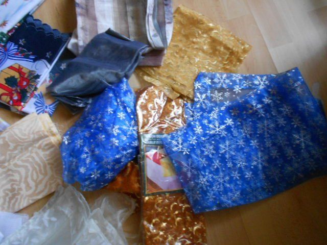 Tessuti: Stoffpaket und Dekostoff – Usato da Flühli LU venduto da primula-47 5