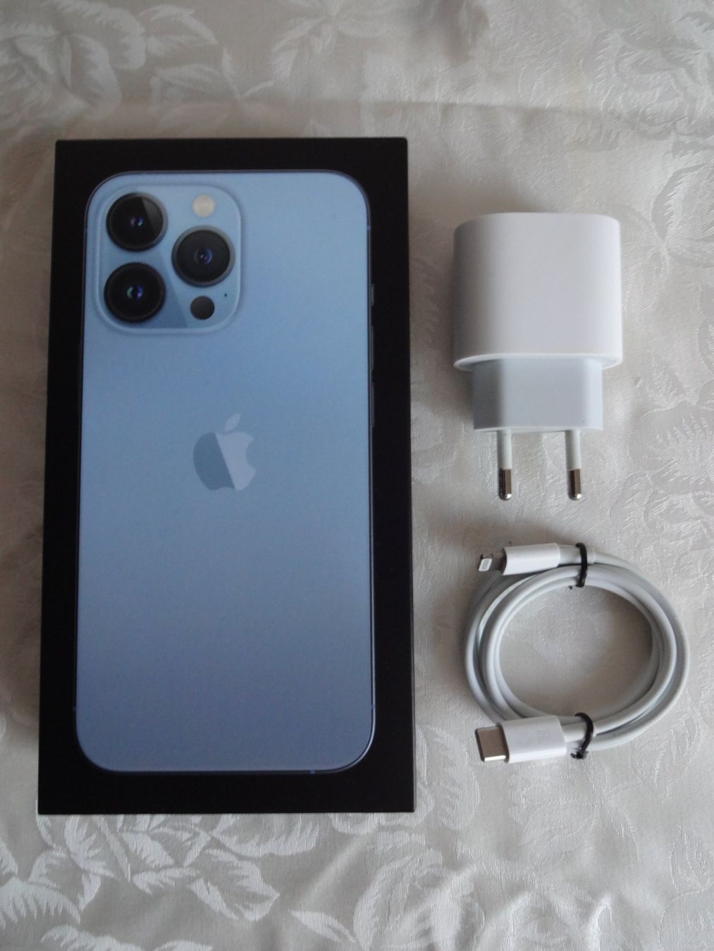 Apple Telefoni cellulari / Smartphones: iPhone 13 Pro mit 128 GB / Neuwertig – Nuovo e nell'imballaggio originale da Frauenfeld venduto da Reyy58