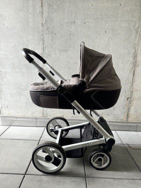Mutsy Carrozzine: Mutsy iGO - Kinderwagen Komplettset – Usato da Unterkulm venduto da Phil_E 1