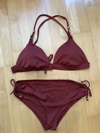 Rostroter Triangel Bikini, Gr. C85, Hose Gr. 40