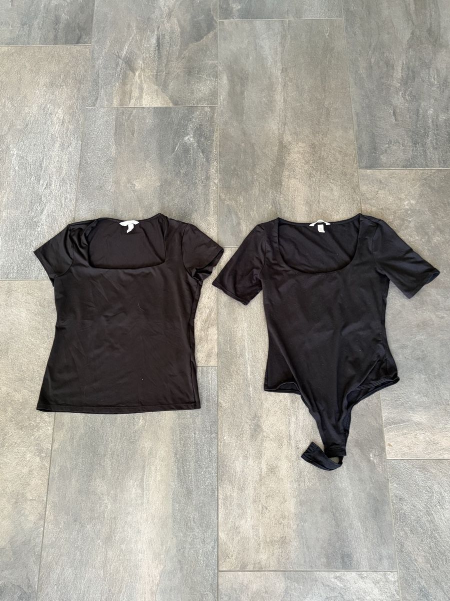 H&M T-shirts: 2 H&M Oberteile, Grösse S – D'occasion à Wängi par rose259 9