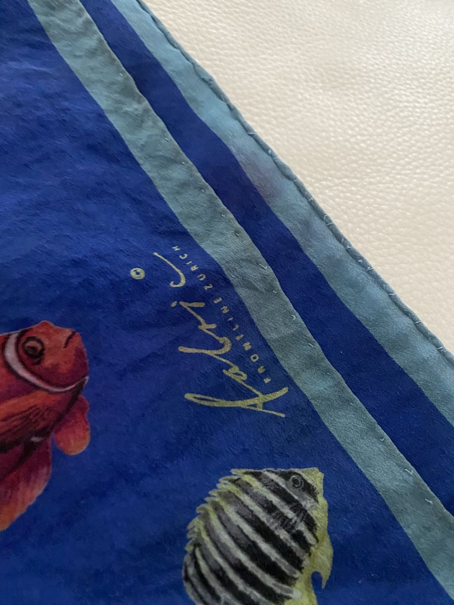 Fabric Frontline Foulard & Sciarpe: Fabric Frontline Seiden Schal 🌸 – Usato da Opfikon venduto da Luis144 1