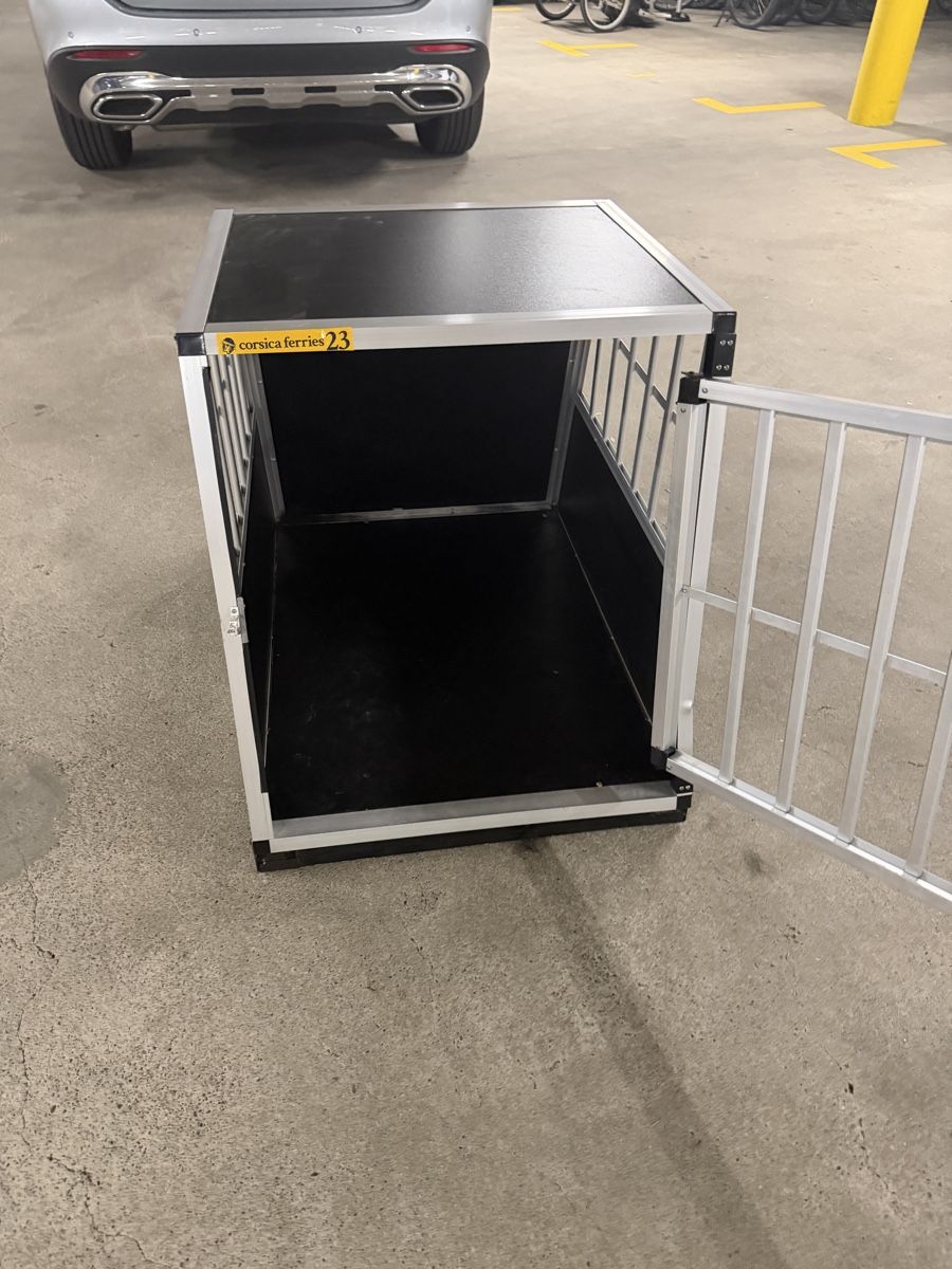 Gabbie, trasporto & Sicurezza: Aluminium dog crate  – Usato da Wetzikon ZH venduto da Vatani 1