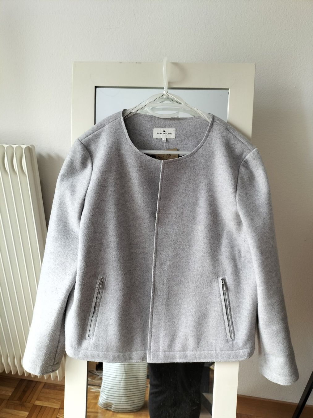 Tom Tailor Jacken: Veste courte grise TOM TAILOR XXL – Gebraucht aus Clarens von fashionfou 2