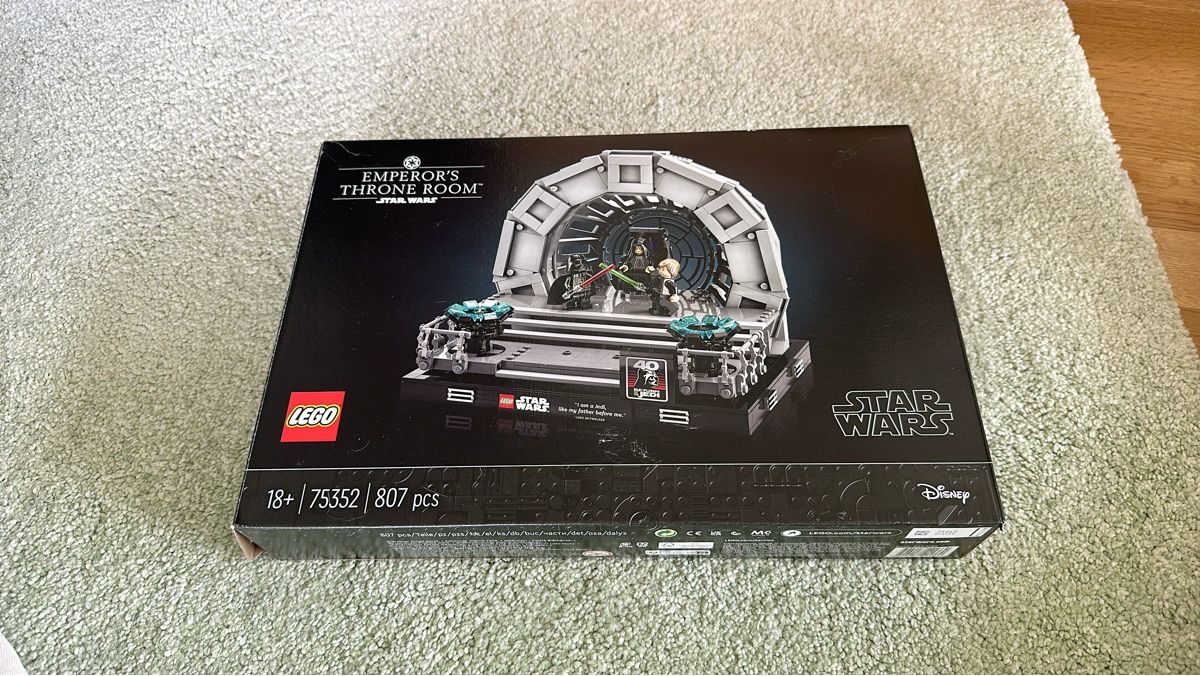 Lego Kit di costruzioni: LEGO 75352 Star Wars Emperors Throne Room – Usato da Wattwil venduto da Sugus68