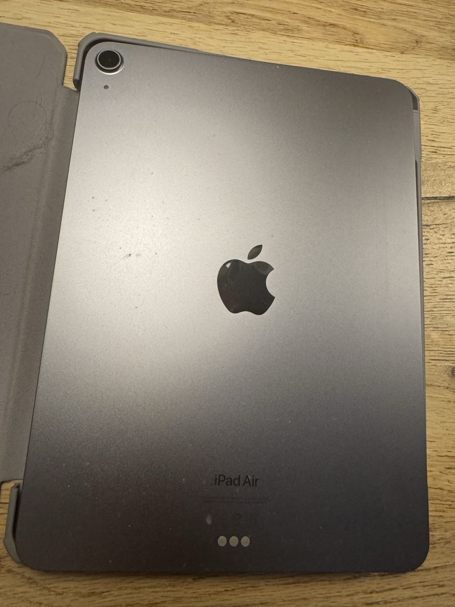 Apple Tablet PC: iPad Air (5. Generation) inkl. Apple Pencil – Neu (gemäss Beschreibung) aus Grenchen von kue_v6xg 2