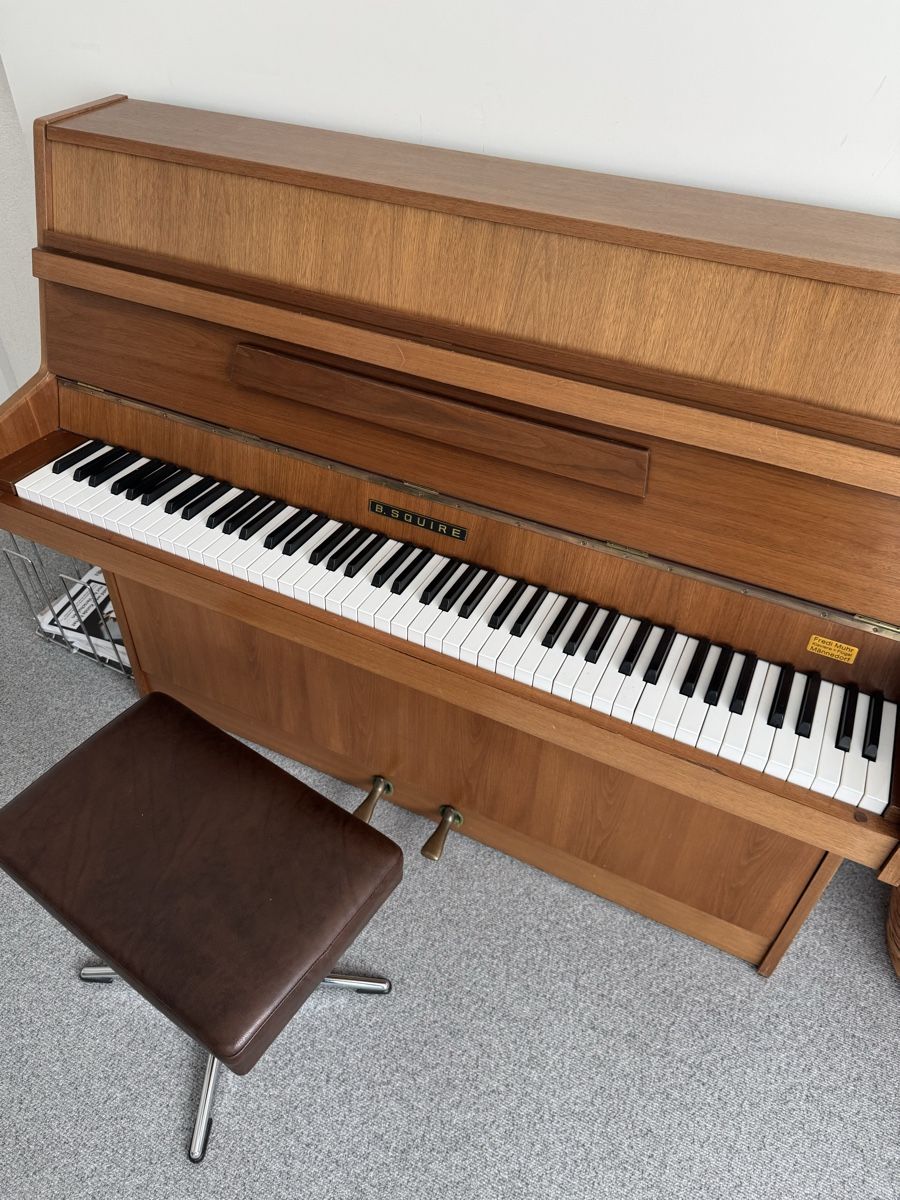 Squier Musikinstrumente: Klavier – Gebraucht aus Küsnacht ZH von mic_6k6m 2