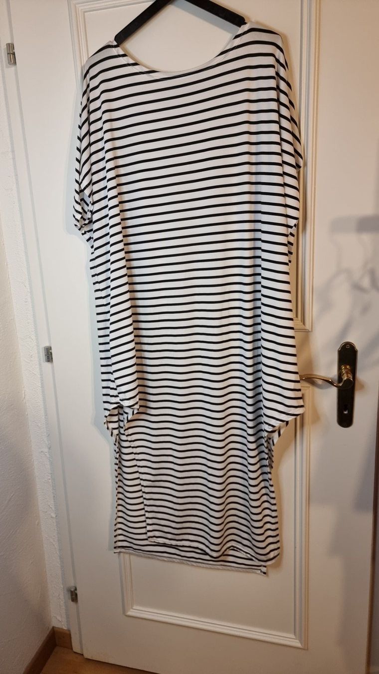 Vestiti: Kleid Größe 2XL – Usato da Wald ZH venduto da Martin79