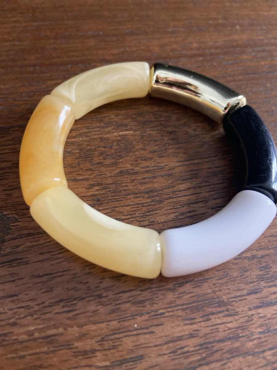 Bracciali & Braccialetti: Bracelet coloré – Nuovo e nell'imballaggio originale da Lausanne venduto da lau_8vk7 1