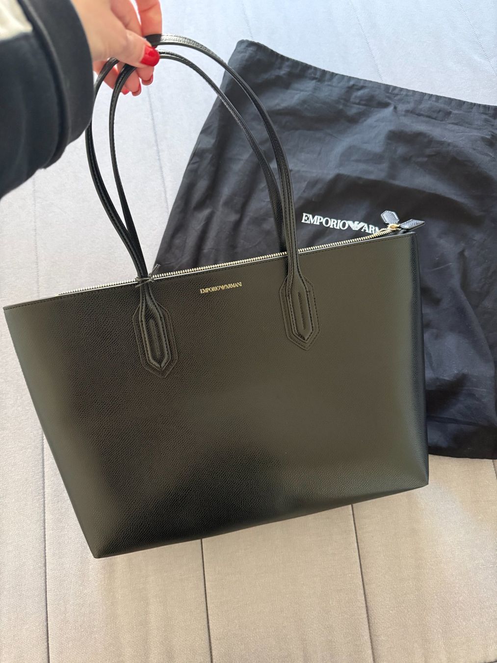 Armani Borse da donna: NEW black Armani bag – Usato da Zürich venduto da mei_wvq7 4