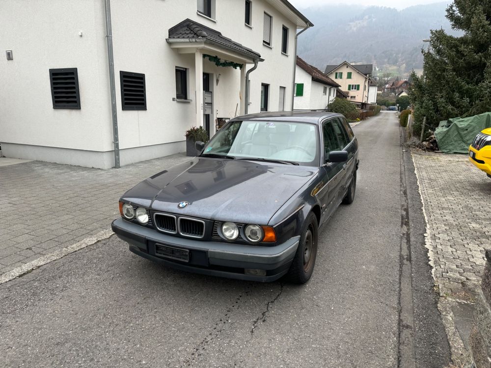 BMW 525ix e34 Touring