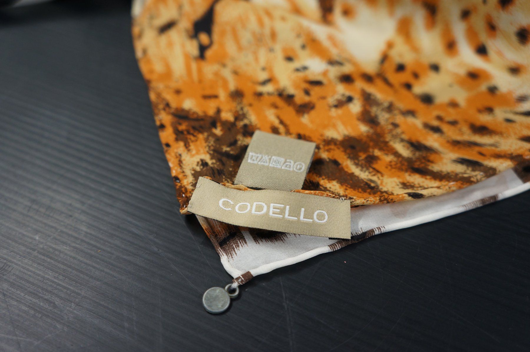 Foulard & Sciarpe: Codello-Seidenfoulard – Usato da Basel venduto da bk_brockibasel 2