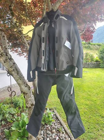 BMW Motorrad Kleidung Street Guard Damen, top Zustand