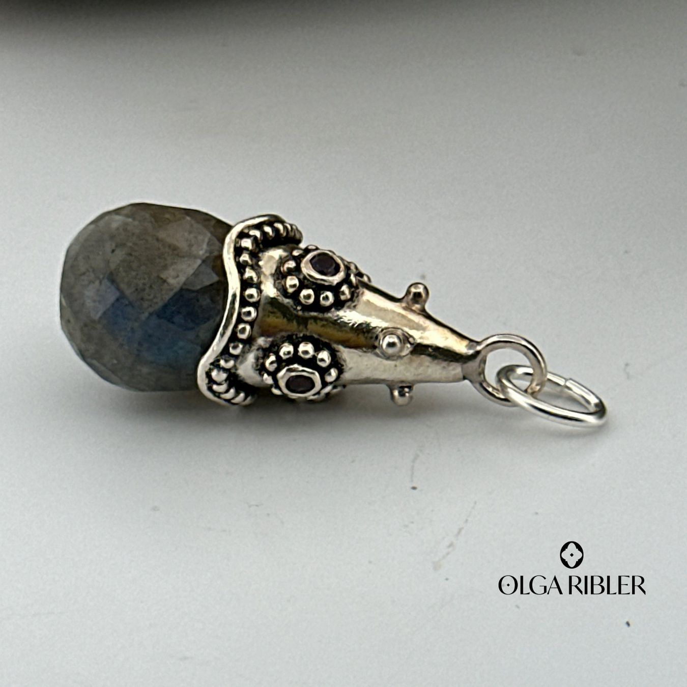 Olga Ribler Ciondoli: Sterling Silber Anhänger mit Labradorite – Nuovo (secondo la descrizione) da Luzern venduto da Schmuckoutlet 3