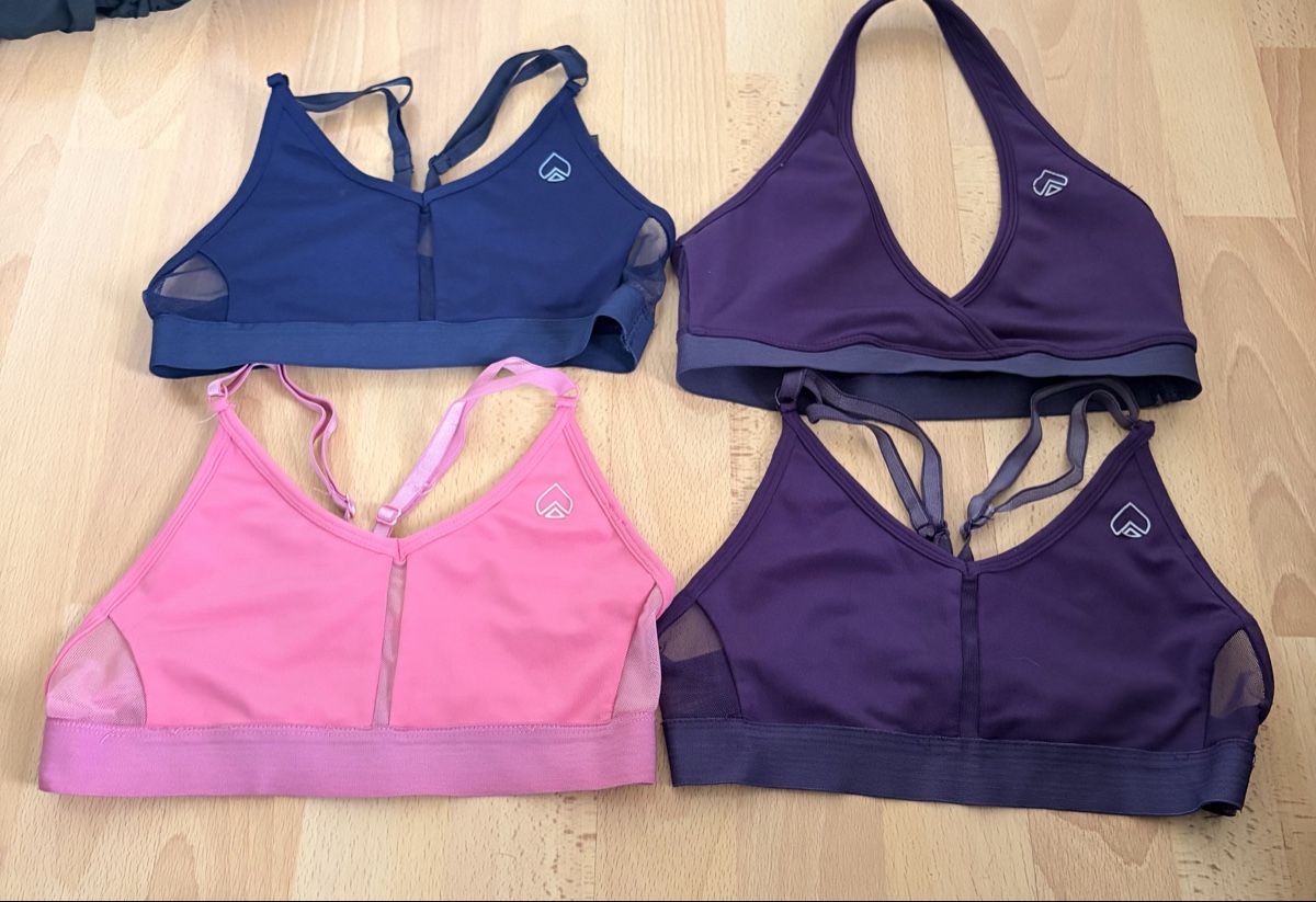 Oace Lotti di vestiti: 4 Oace Tops – Usato da Pfäffikon ZH venduto da she_qkn2