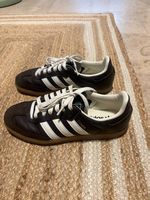 Adidas Sneakers 