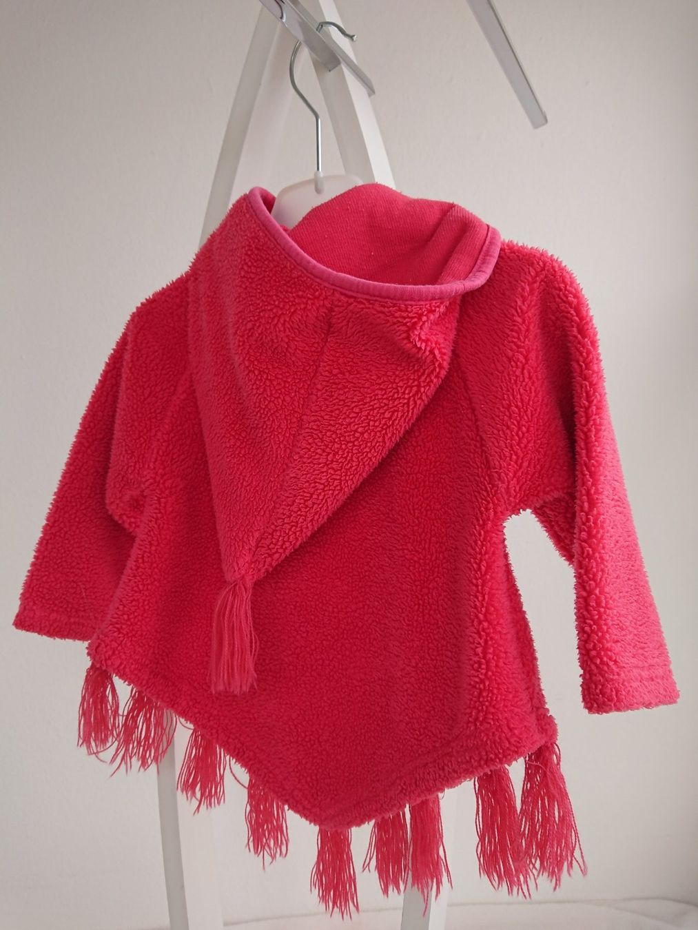 C&A Pullover & Sweatshirts: Baby Pullover Poncho C&A Gr. 86 Rot mit Zipfelmütze – Gebraucht aus Hallau von CHACLA 3