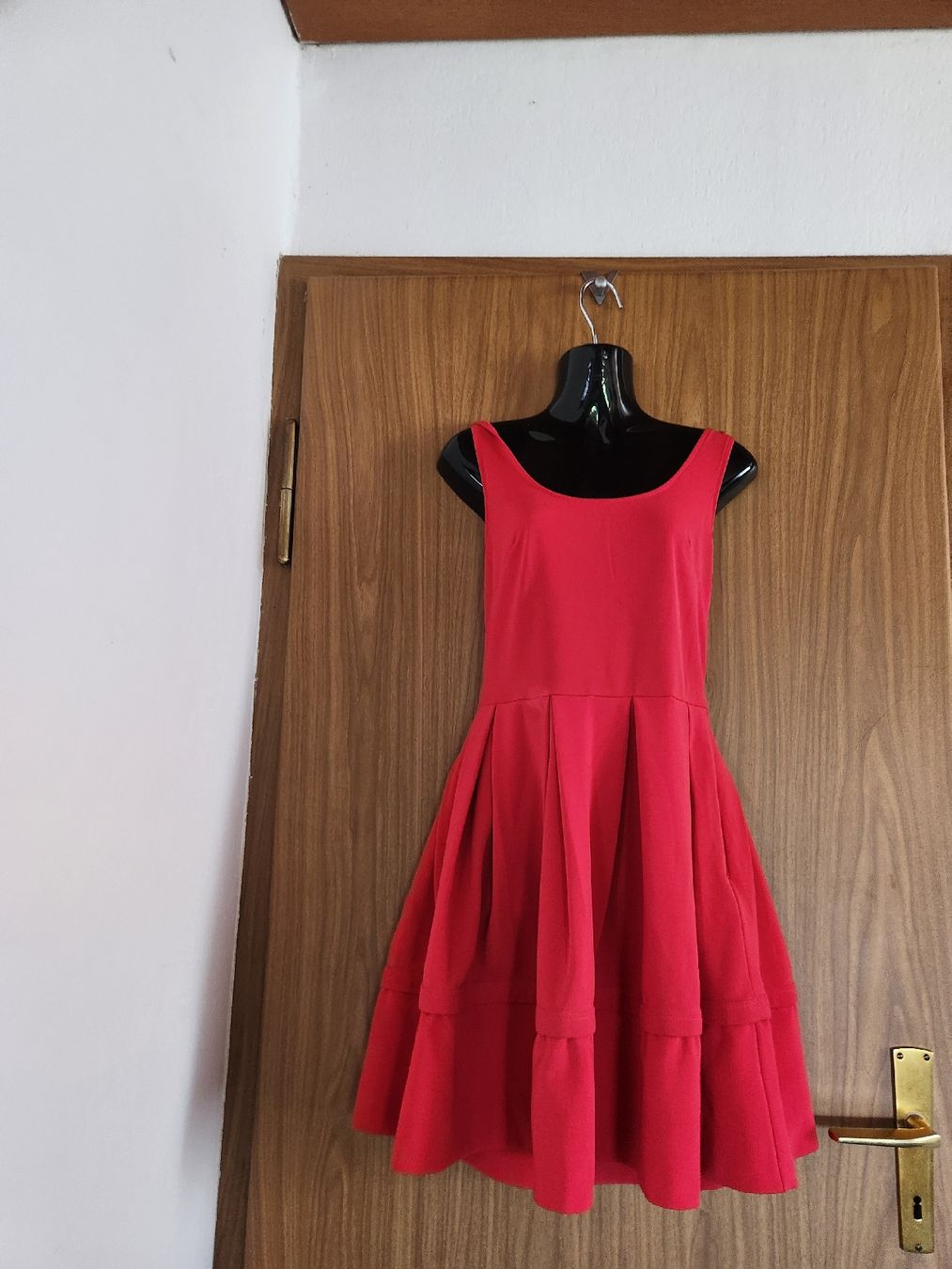 Morgan Vestiti: Robe Morgan rouge taille 38  – Usato da Niedergösgen venduto da Eva2410