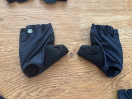 Assos Rennradhandschuhe gr S