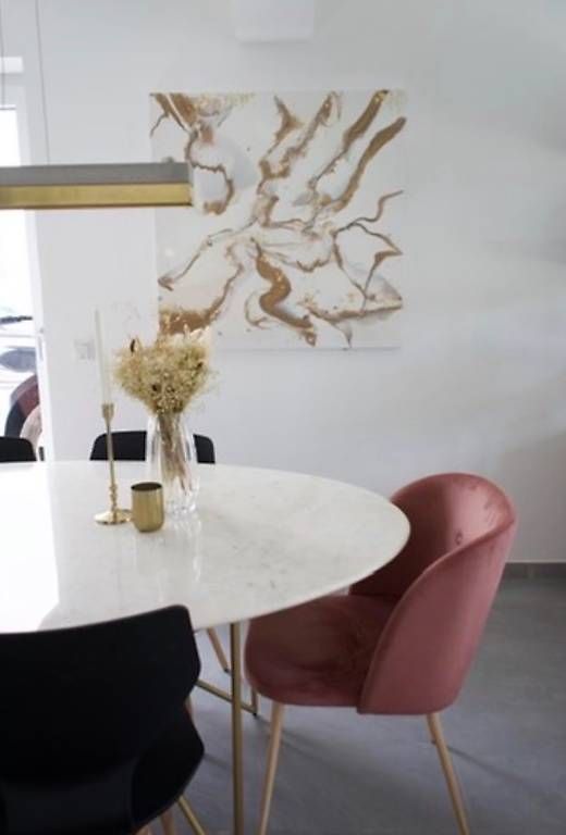 Maisons du monde Tables: Wunderschöner Marmoresstisch abzugeben – D'occasion à Rütihof par jan_6rwd 1