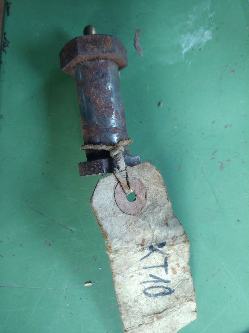 Bucher Trattori: Oldtimer Bucher KT10 Schraube – Difettoso da Trub venduto da Eneah