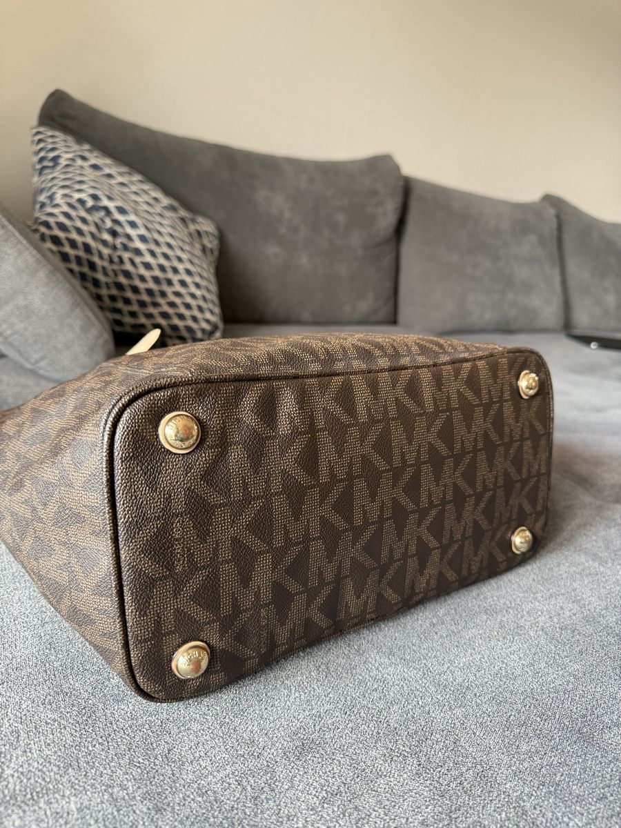 Michael Kors Sacs femmes: Michael Kors Shopper Handtasche – D'occasion à Wetzikon ZH par ber_pr6n 2