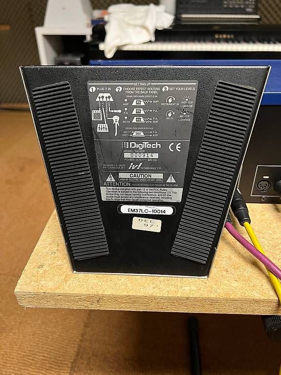 Musikinstrumente: Digitech Talker  – Gebraucht aus Basel von b.free 2